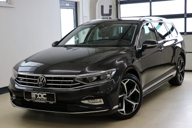 VW Passat Variant Elegance 2.0 TDI 4Motion DSG R-LINE/IQ.MATRIX-LED/NAVI/AHK/KAMERA/ACC/STH/UVM bei Auto ROC in 