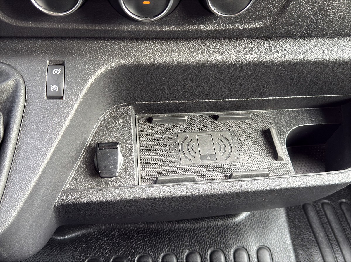 914511_1406653363912_slide bei Auto ROC in