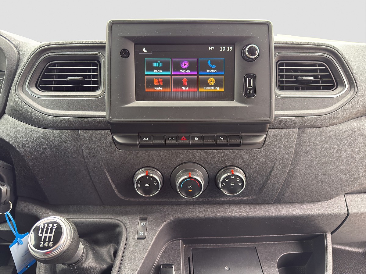 914508_1406655779773_slide bei Auto ROC in