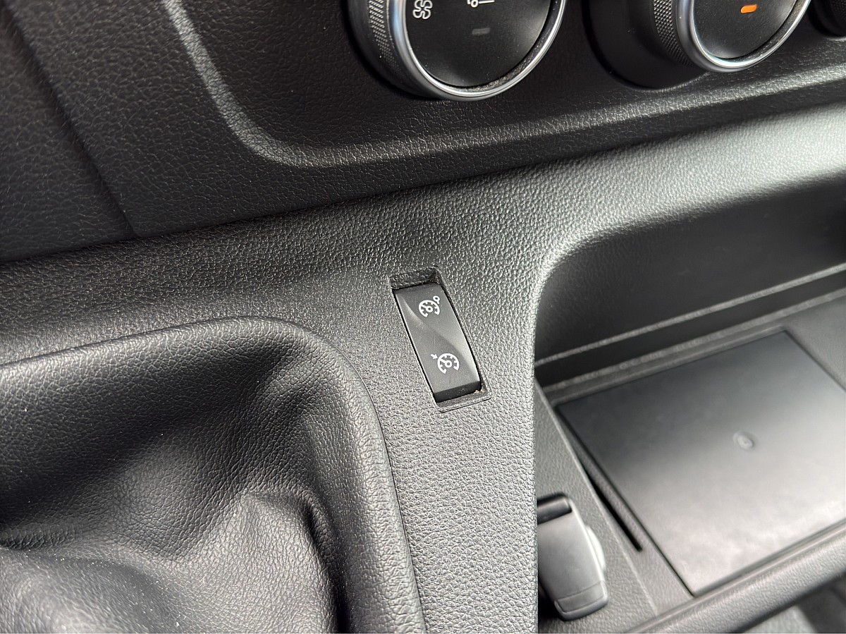 914508_1406655779780_slide bei Auto ROC in