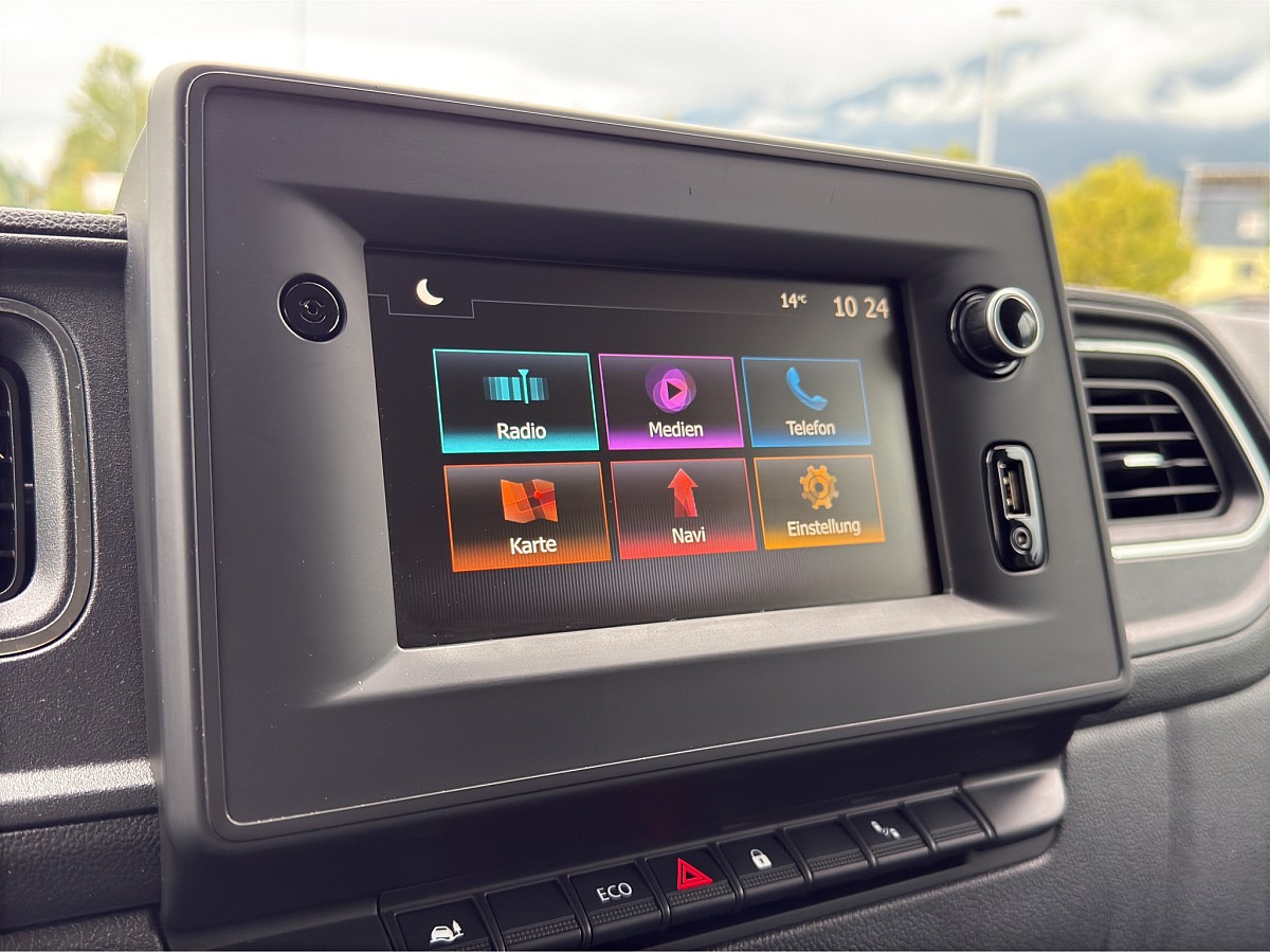 914508_1406655779782_slide bei Auto ROC in