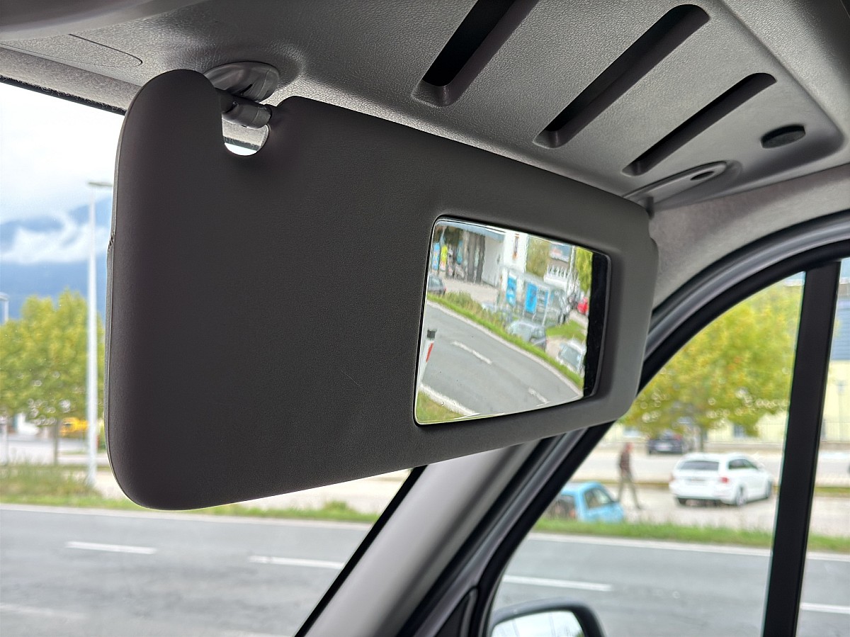 914508_1406655779783_slide bei Auto ROC in