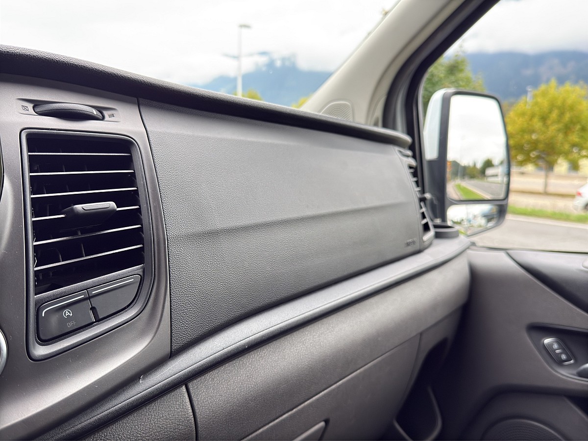 914516_1406655779238_slide bei Auto ROC in