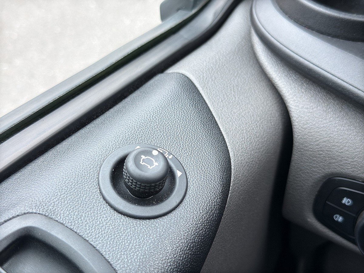 914516_1406655779239_slide bei Auto ROC in